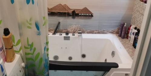 4-комн квартира Киришская ул. ,  д. 5