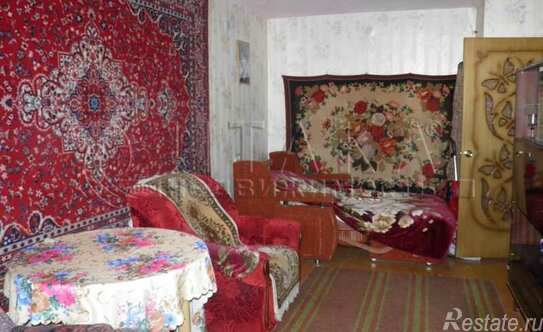 Продажа 3-комн квартиры на вторичном рынке Подпорожье, пр-кт Ленина,  д. 24