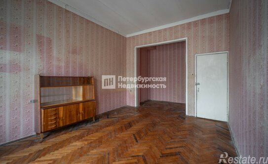 Продажа 2-комн квартиры на вторичном рынке ул Короленко,  д. 10/3