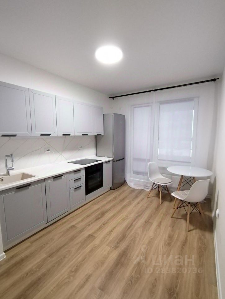 Аренда 2-комн квартиры на вторичном рынке улица 3-я Нововатутинская,  д. 4