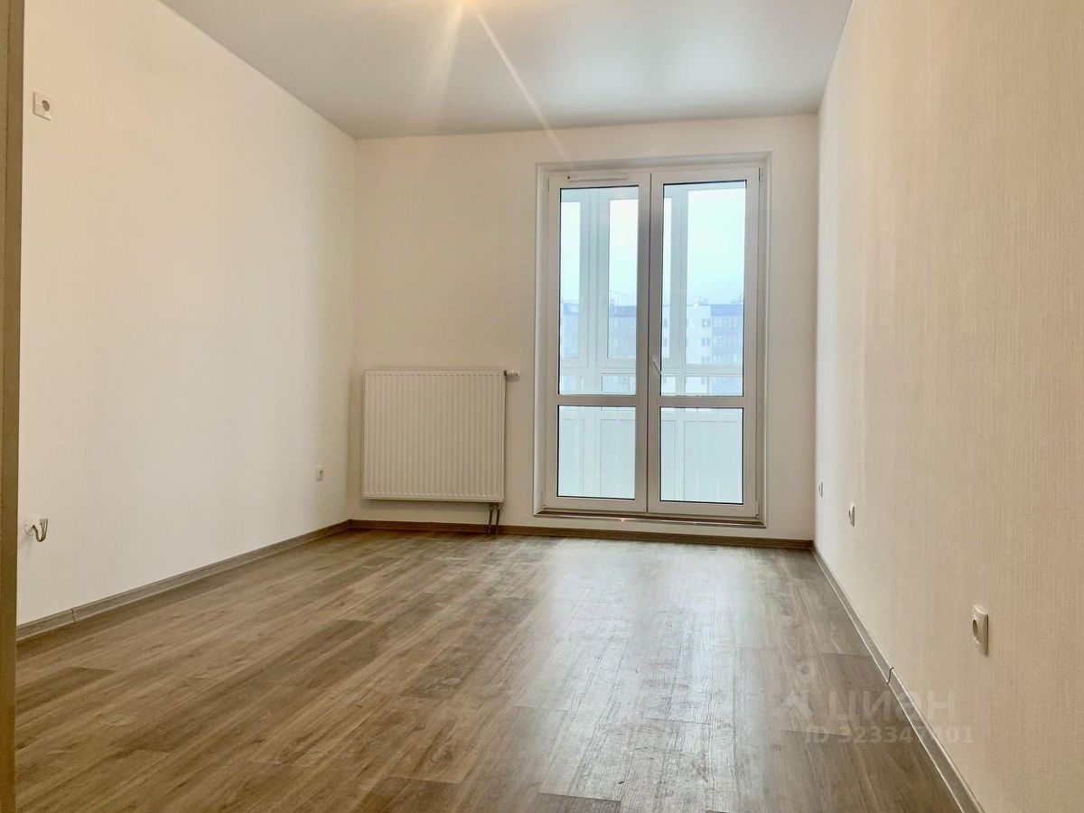 Продажа 1-комн квартиры на вторичном рынке пос. Новогорелово, улица Современников, 17к1