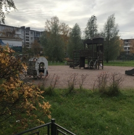 Продажа 2-комн квартиры на вторичном рынке Ломоносов г., Швейцарская ул. ,  д. 8,  к. 2