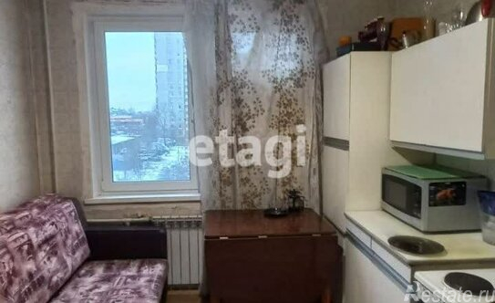 Продажа 1-комн квартиры на вторичном рынке Земский пер,  д. 10