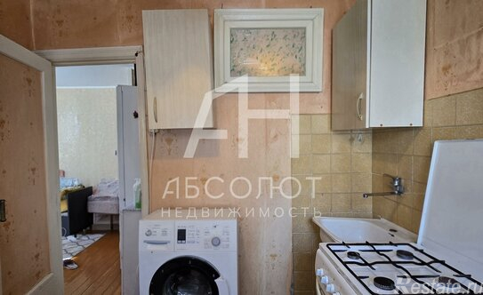 Продажа 1-комн квартиры на вторичном рынке Сергиево-Посадский городской округ, улица Строителей,  д. 7