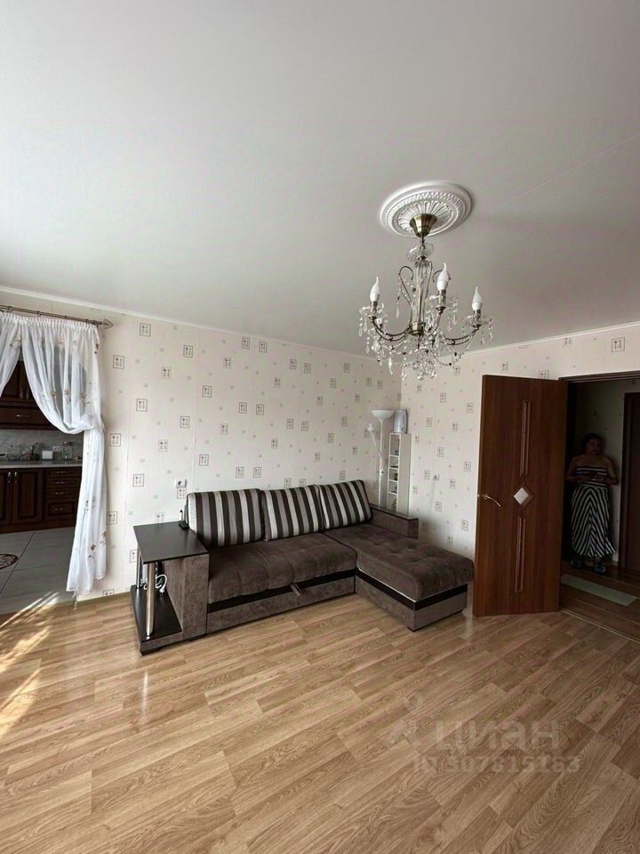 Продажа 2-комн квартиры на вторичном рынке пос. Шушары, Ленсоветовский тер., 29