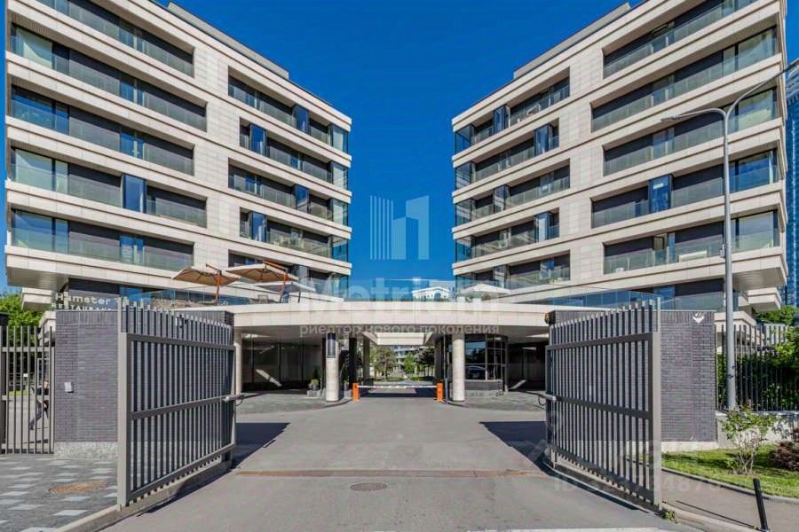 Продажа 5-комн квартиры на вторичном рынке Минская улица, 2Вк6