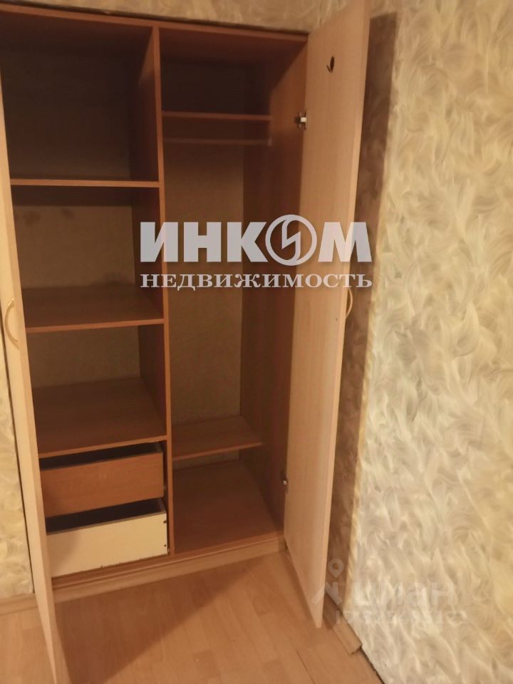 Продажа 2-комн квартиры на вторичном рынке улица Юннатов, 15К2