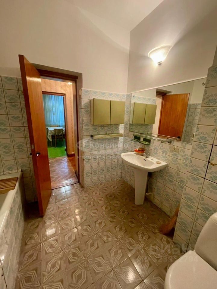 Продажа 2-комн квартиры на вторичном рынке Ермолаевский переулок, 8