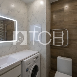 Продажа 1-комн квартиры на вторичном рынке Королев, Октябрьский б-р, 26