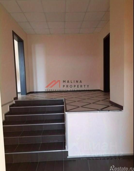Продажа торгового помещения Остафьевская улица,  д. 8