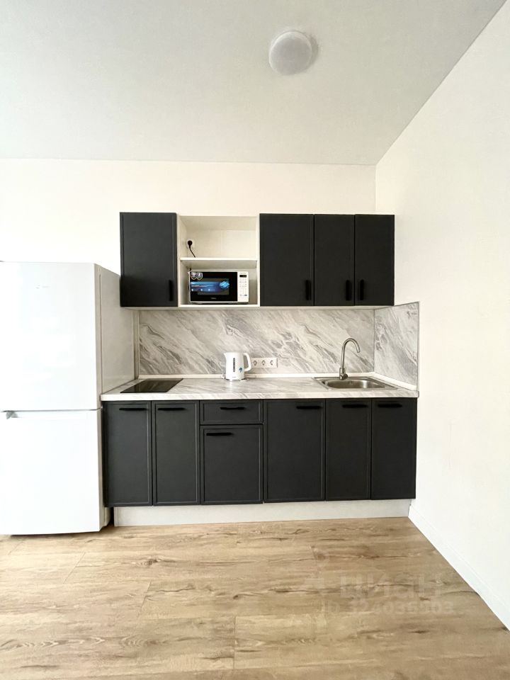 Аренда студии улица 3-я Нововатутинская, 15к1