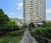 Продать Квартиры вторичка улица Грина  1 к8 