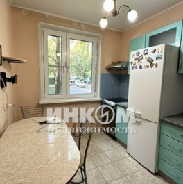 Продажа 2-комн квартиры на вторичном рынке Шенкурский проезд,  д. 4
