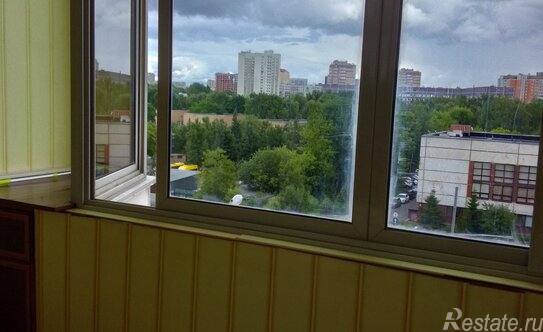 Аренда 2-комн квартиры на вторичном рынке Весенняя улица,  д. 4