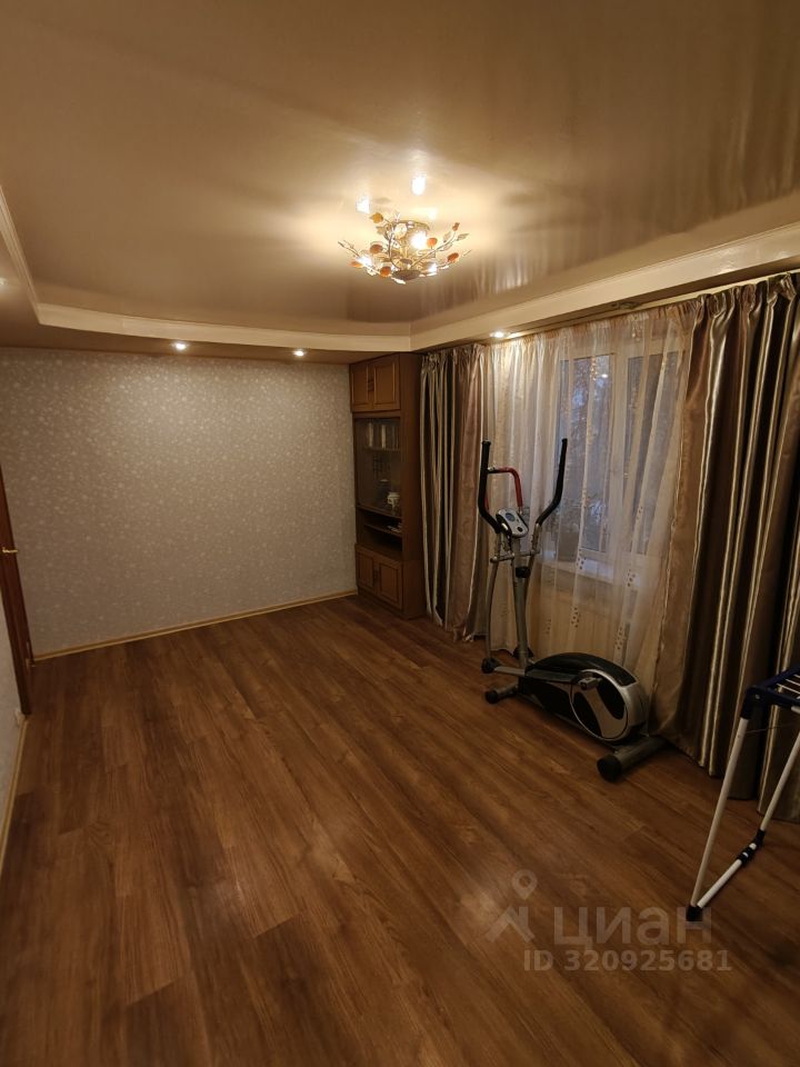 Продажа 4-комн квартиры на вторичном рынке Колпино, Тверская улица, 33