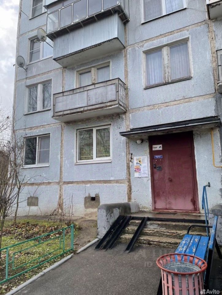 Продажа 3-комн квартиры на вторичном рынке с. Рождествено, улица Южная, 15