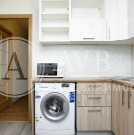 Продажа 3-комн квартиры на вторичном рынке Ветеранов пр-кт,  д. 157/20