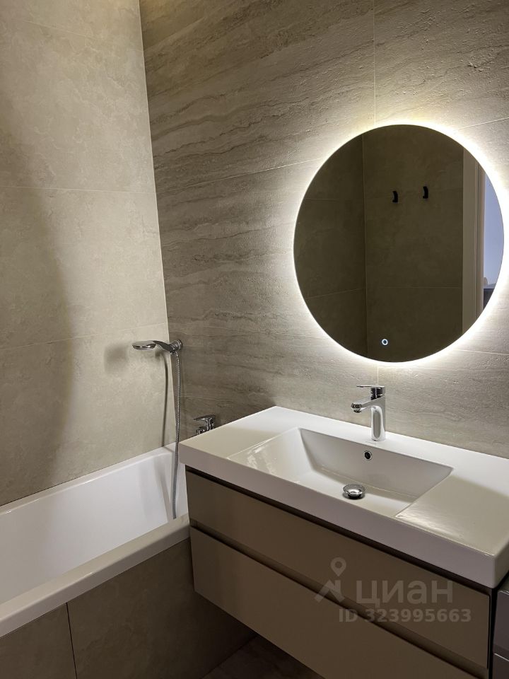 Продажа 2-комн квартиры на вторичном рынке Большая Филевская улица, 3к3