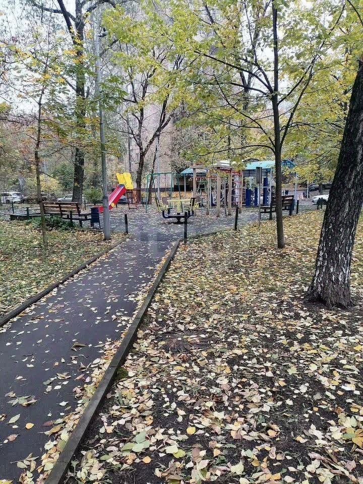 Аренда 2-комн квартиры на вторичном рынке Верхняя улица, 1