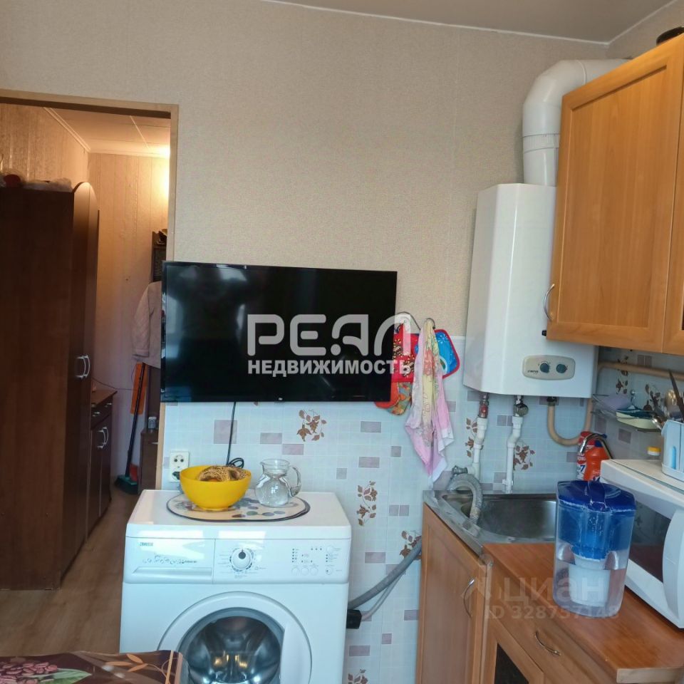 Продажа 1-комн квартиры на вторичном рынке Гатчина, улица Хохлова, 21