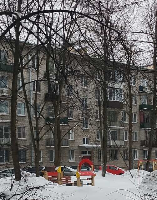 Продажа 2-комн квартиры на вторичном рынке оранжерейная улица,  д. 57
