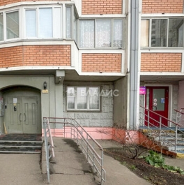 Продажа 1-комн квартиры на вторичном рынке Челобитьевское шоссе,  д. 10 к3