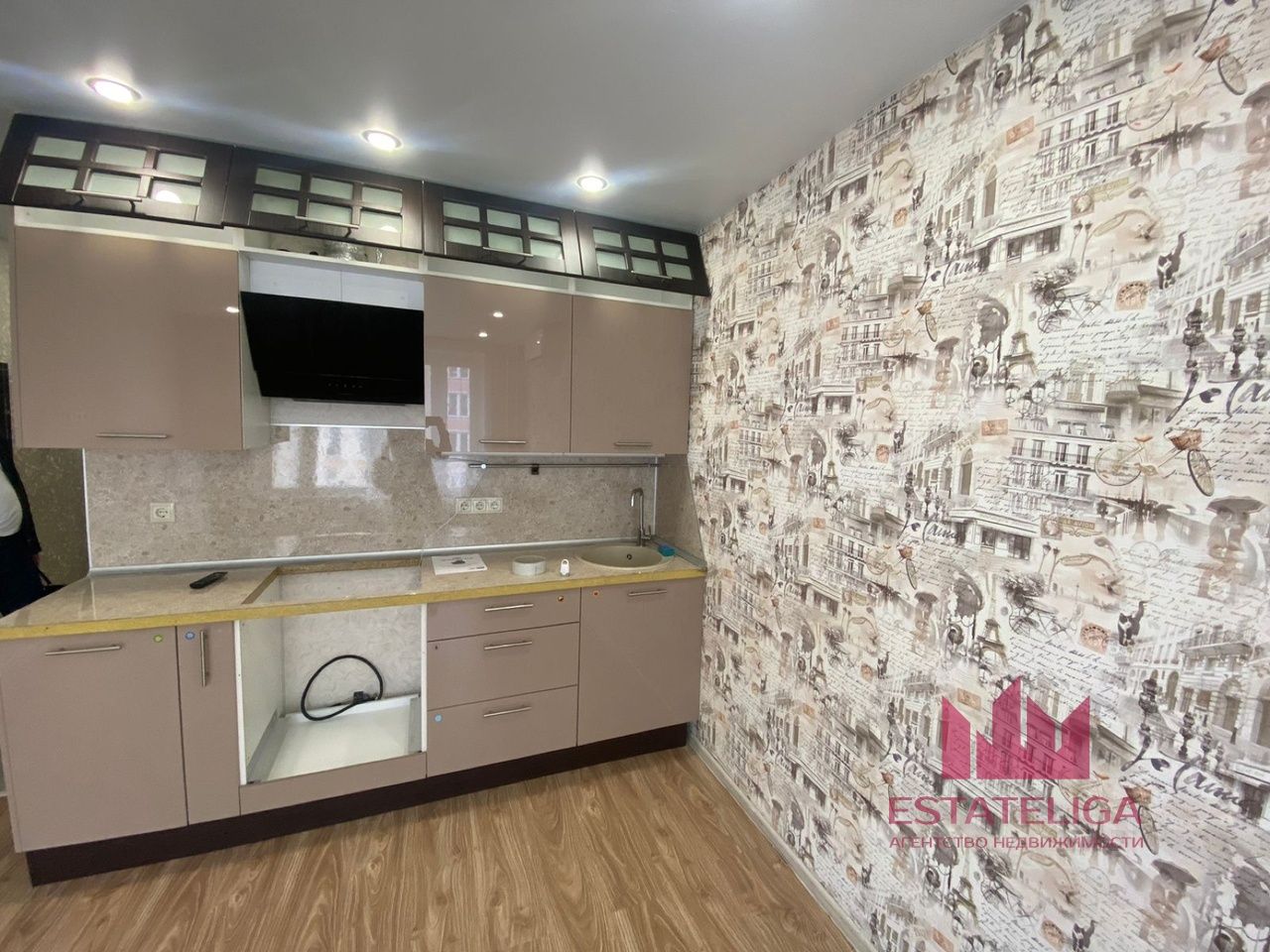 Продажа студии Лопатино пгт, улица Сухановская, 13