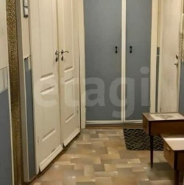 Продажа 1-комн квартиры на вторичном рынке Петергофское ш,  д. 21,  к. 3