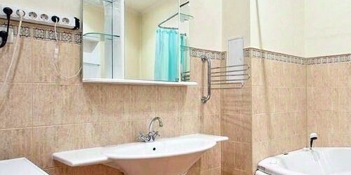 3-комн квартира улица Петровка, 28