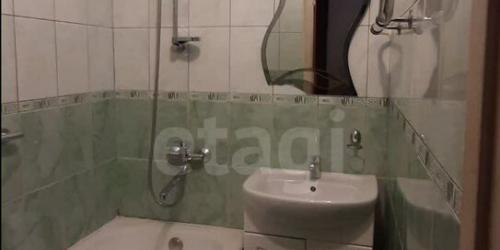 3-комн квартира ул Учительская,  д. 5,  к. 2