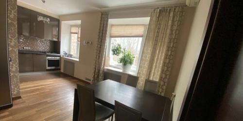 2-комн квартира улица Гамалеи,  д. 6