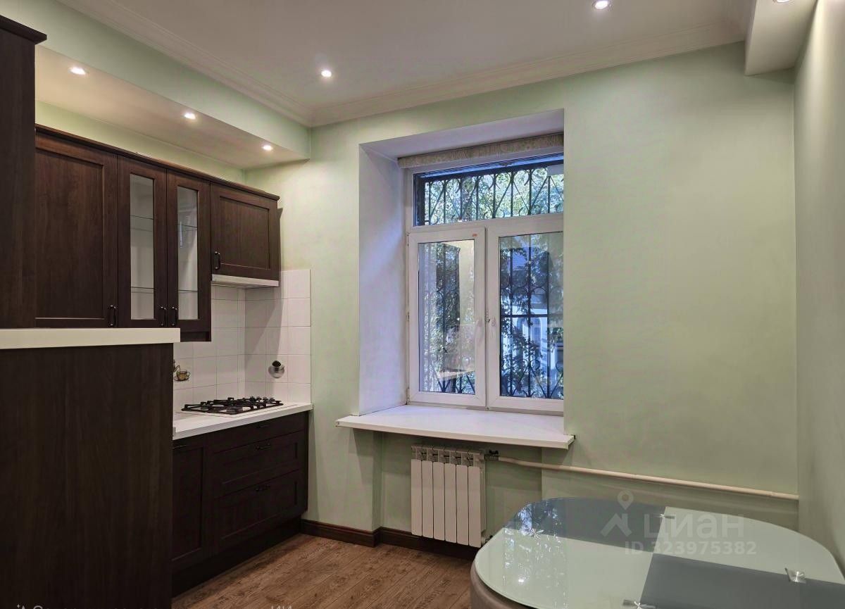 Продажа 2-комн квартиры на вторичном рынке Профсоюзная улица, 18К1