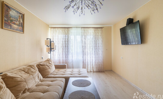 Продажа 4-комн квартиры на вторичном рынке ул Железнодорожная,  д. 40