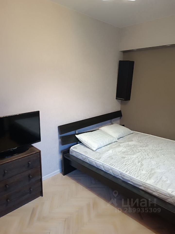 Аренда 2-комн квартиры на вторичном рынке улица Паршина, 11