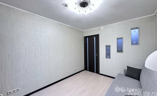 Аренда 2-комн квартиры на вторичном рынке Филёвский бульвар,  д. 21