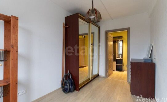 Продажа 2-комн квартиры на вторичном рынке Новоизмайловский проспект,  д. 20 к1