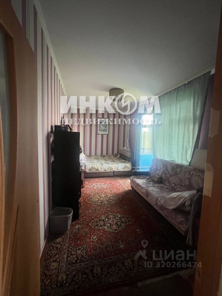 Продажа 2-комн квартиры на вторичном рынке Чусовская улица, 5