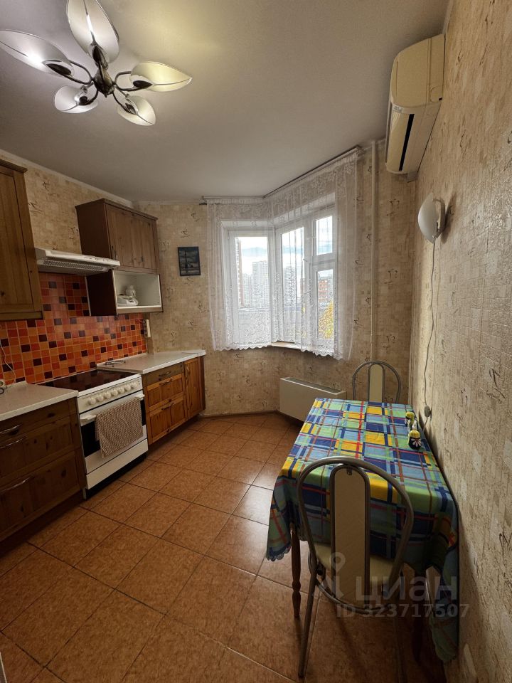 Аренда 1-комн квартиры на вторичном рынке Красная Горка мкр, Люберцы, проспект Победы, 11к2