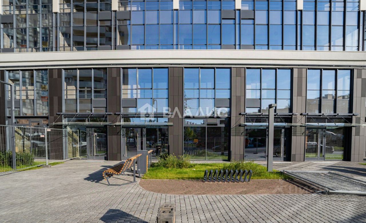 Продажа 2-комн квартиры на вторичном рынке пос. Шушары, проспект Новгородский, 2к3