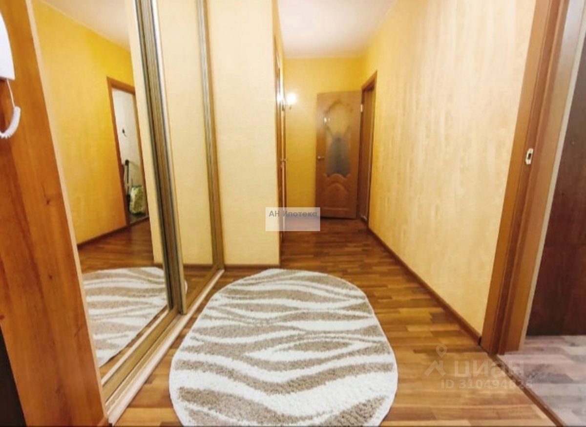 Продажа 1-комн квартиры на вторичном рынке Котельническая набережная, 33К1