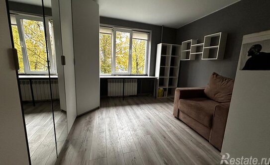 Продажа 1-комн квартиры на вторичном рынке Троицк г, В мкр,  д. 10