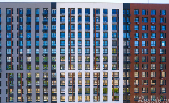 Продажа 3-комн квартиры на вторичном рынке улица Лётчика Осканова