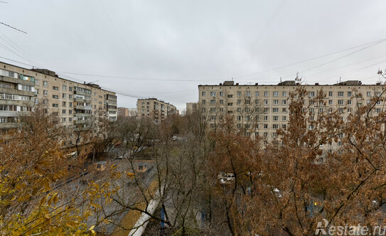 Продажа 3-комн квартиры на вторичном рынке ул Краснодарская,  д. 10