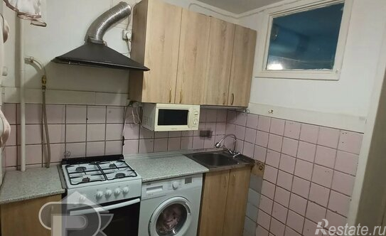 Продажа 2-комн квартиры на вторичном рынке Железнодорожный, улица 60 лет Октября,  д. 3