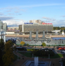 Аренда 5-комн квартиры на вторичном рынке Петровская наб,  д. 1