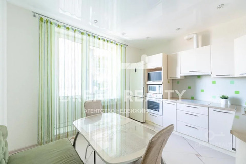 Продажа 1-комн квартиры на вторичном рынке Красногорск, ул. Парковая,  д. 8