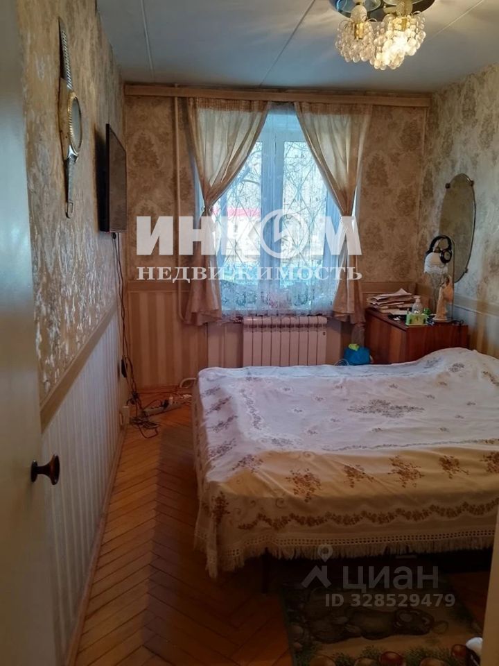 Продажа 3-комн квартиры на вторичном рынке Байкальская улица, 40/17