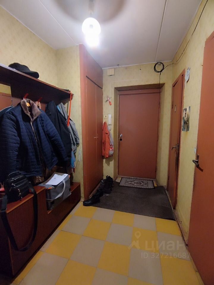 Продажа 1-комн квартиры на вторичном рынке Морская набережная, 19