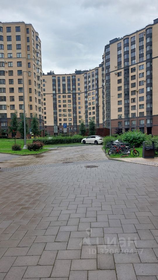 Продажа 1-комн квартиры на вторичном рынке Малая Бухарестская улица, 12