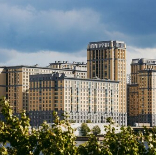 3-комн квартира Октябрьская наб,  д. 42